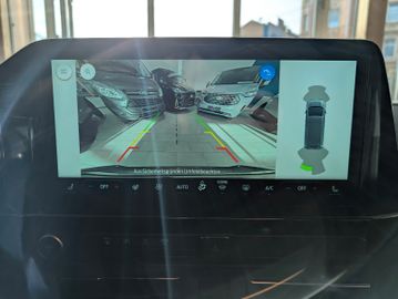 Ford Tourneo Custom Tit. 2.0 L1 NEUES MODELL