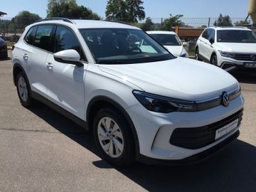 Volkswagen Tiguan - 4