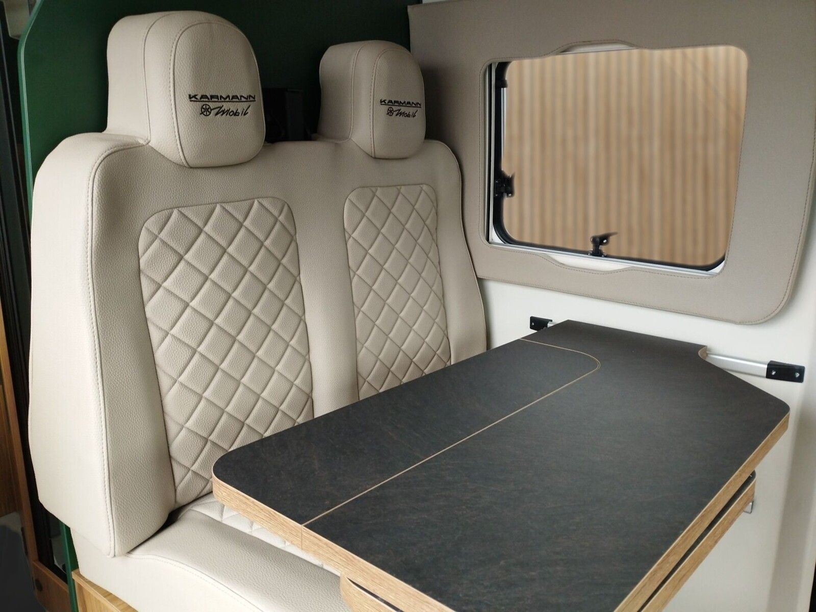 Fahrzeugabbildung Karmann Dexter 4x4 DE560AW 4x4 Paket aus Dörr-Manufaktur