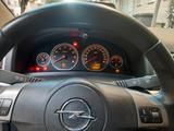 Opel Vectra 2.2 DIRECT Edition MT-6 Edition - Opel Vectra: V6