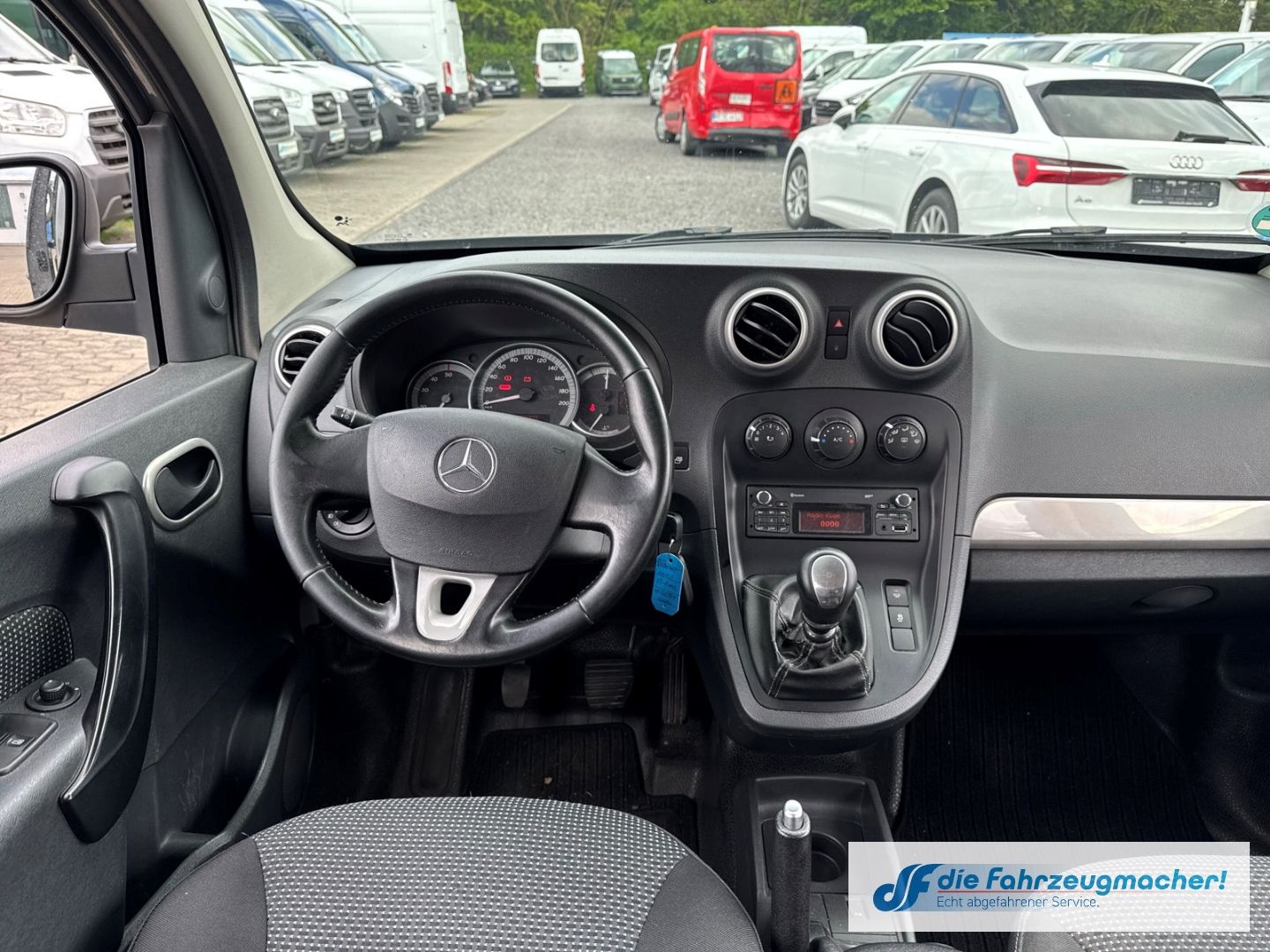Fahrzeugabbildung Mercedes-Benz Citan Kombi 111 CDI lang SHZ Temp PDC *EXPORT