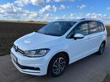 Volkswagen Touran 1.6 TDI SCR DSG SOUND BMT SOUND, DSG AHK  - Volkswagen Touran SOUND mit Diesel-Antrieb