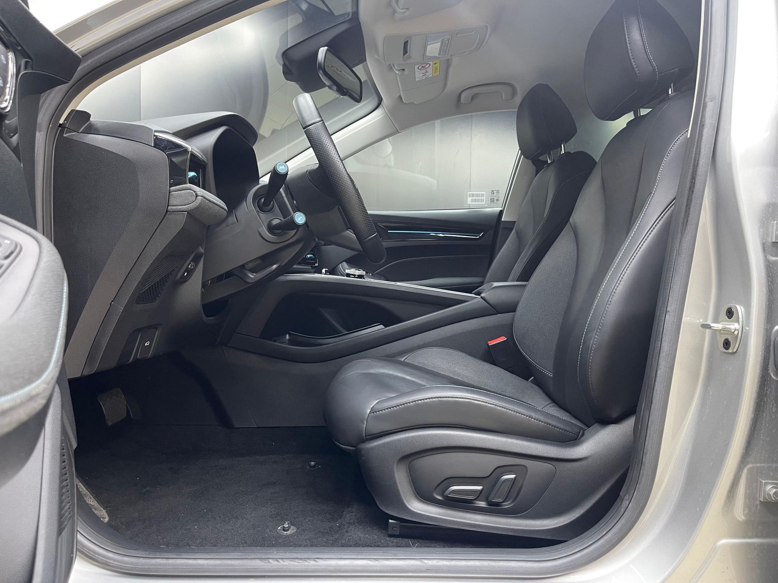 Fahrzeugabbildung MG MG5 61 KWH Luxury NAVI+LED+SHZ+DAB+ACC+360°+DAB+