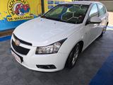 Chevrolet Cruze Klima erst 157000 Euro5  Navi TÜV neu - Chevrolet Cruze: Weiß