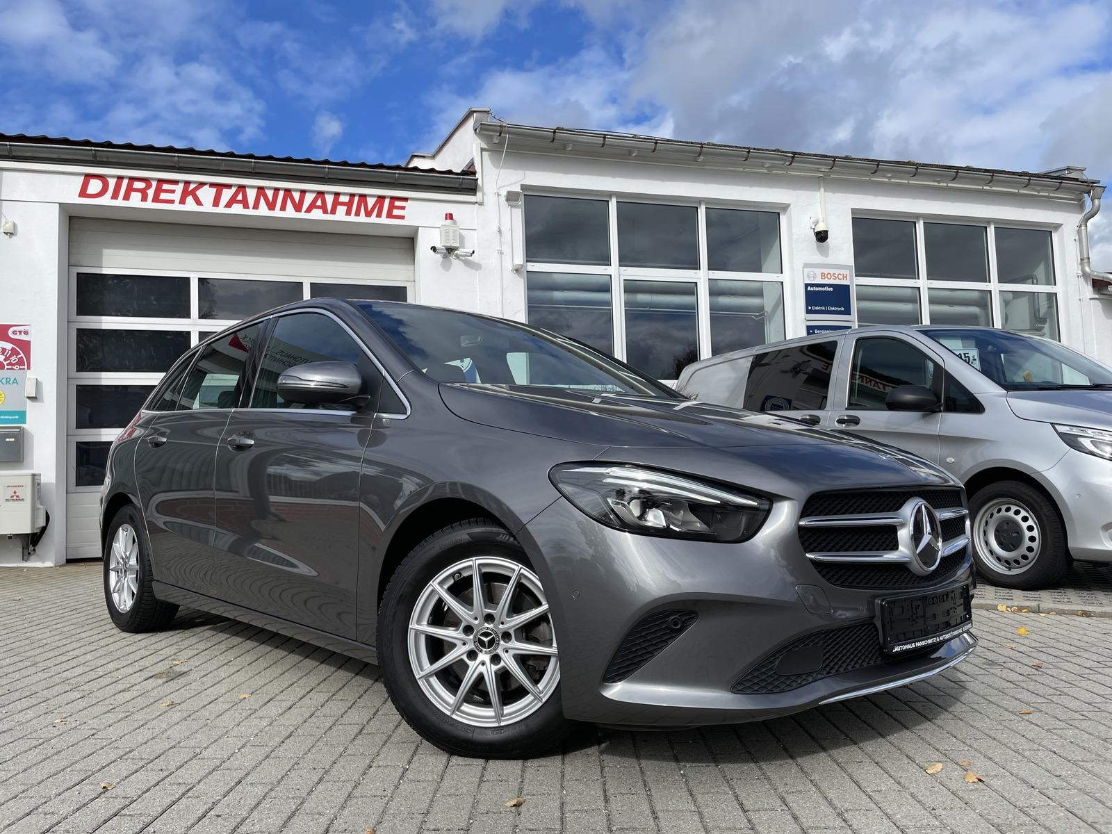 Mercedes-Benz B 180