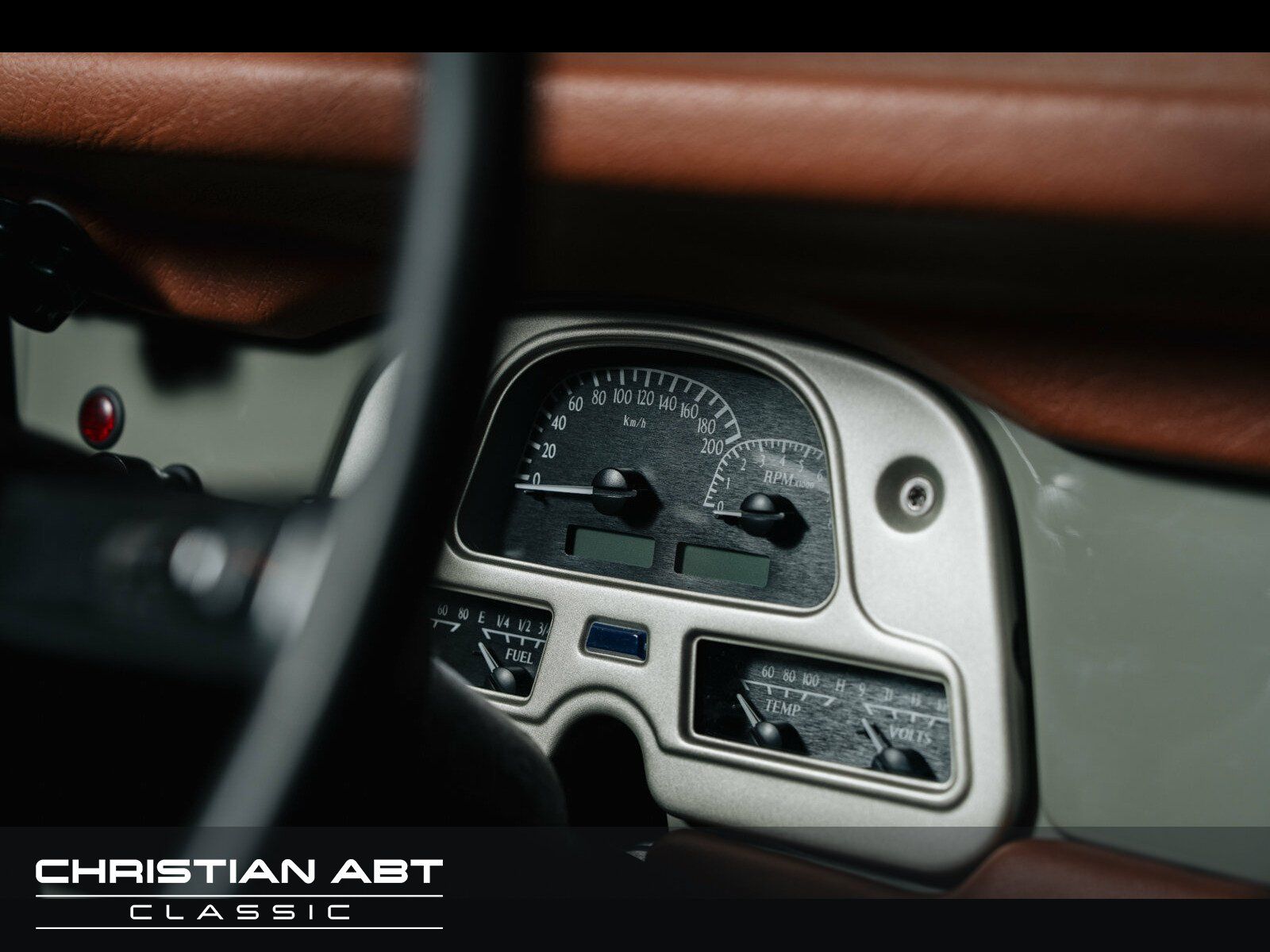 Fahrzeugabbildung Toyota FJ43 restauriert * Servo * H-Zulassung