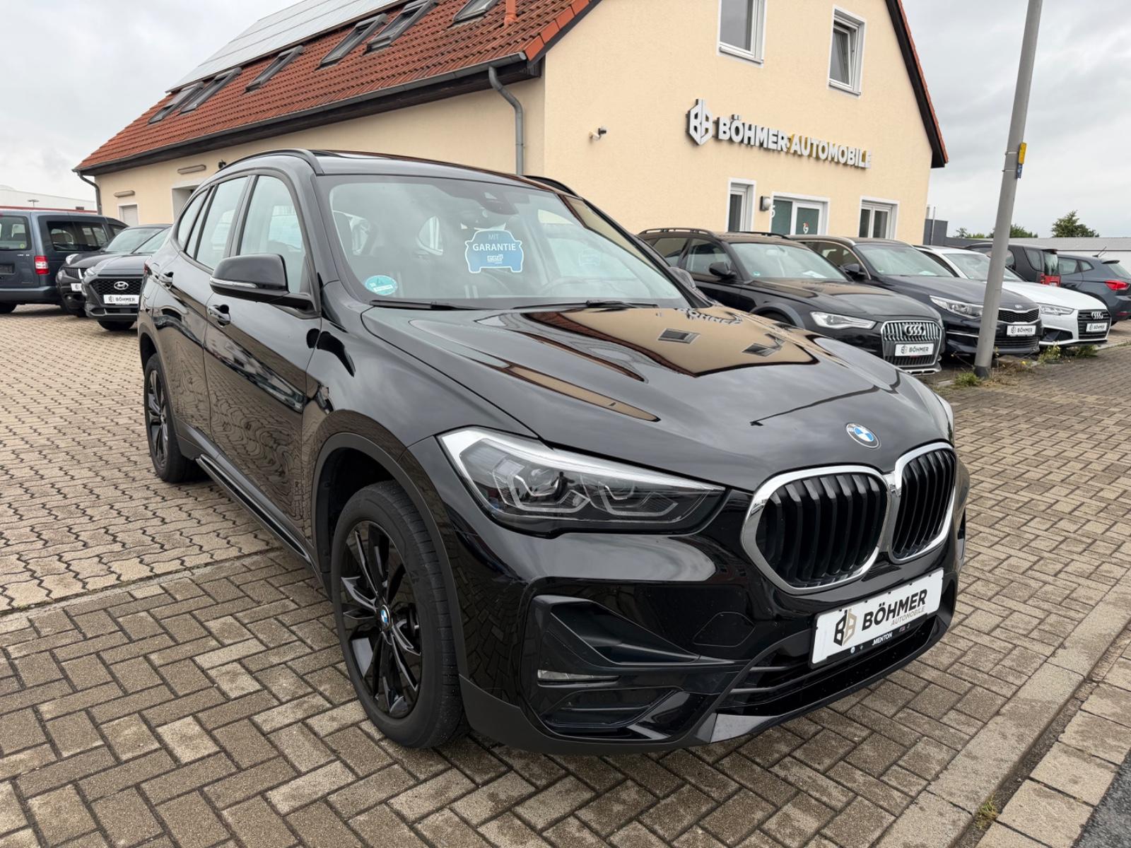 BMW X1 sDrive 18 d Sport Line PANO-LEDER-NAVI