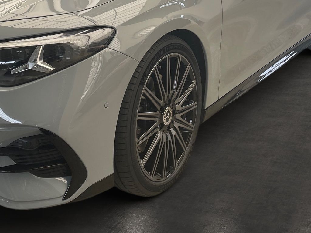 Fahrzeugabbildung Mercedes-Benz CLA 220 4M +AMG+NIGHT+AHK+SUPERSCREEN+BURM+MEMOR