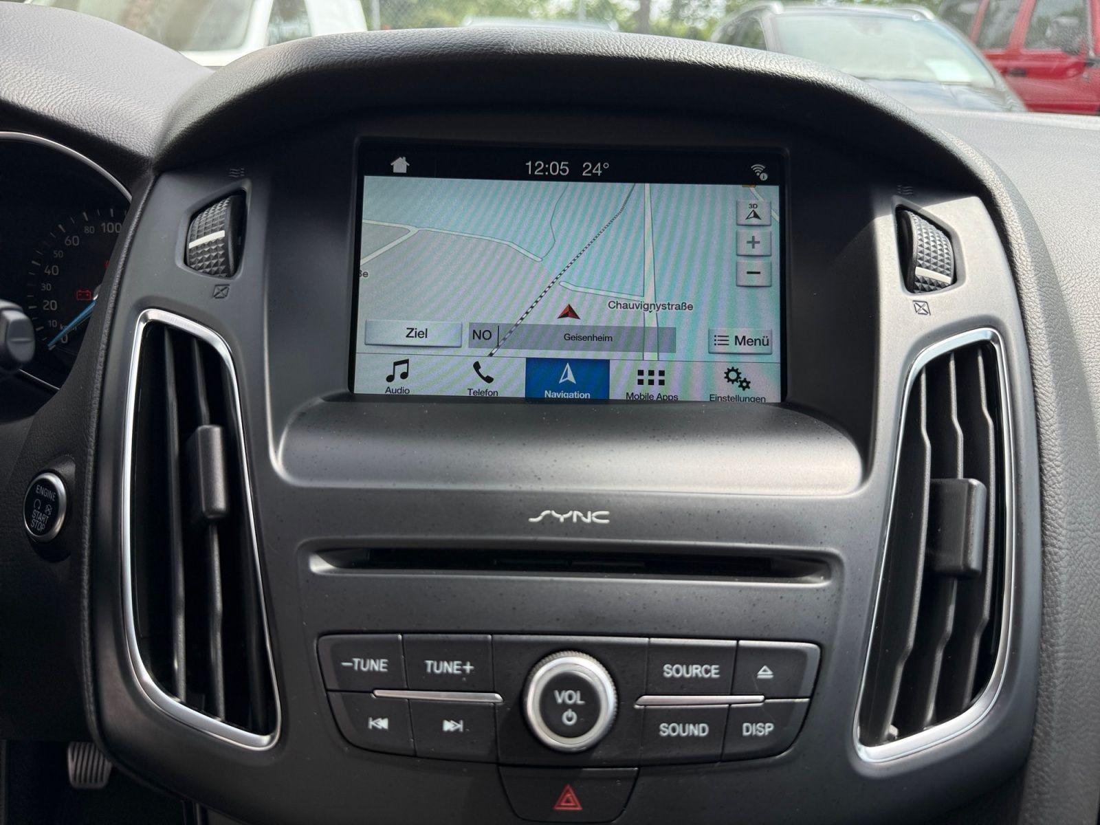 Fahrzeugabbildung Ford Focus 1.0 EcoBoost Titanium NAVI PDC