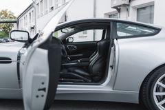 Fahrzeugabbildung Aston Martin Vanquish S
