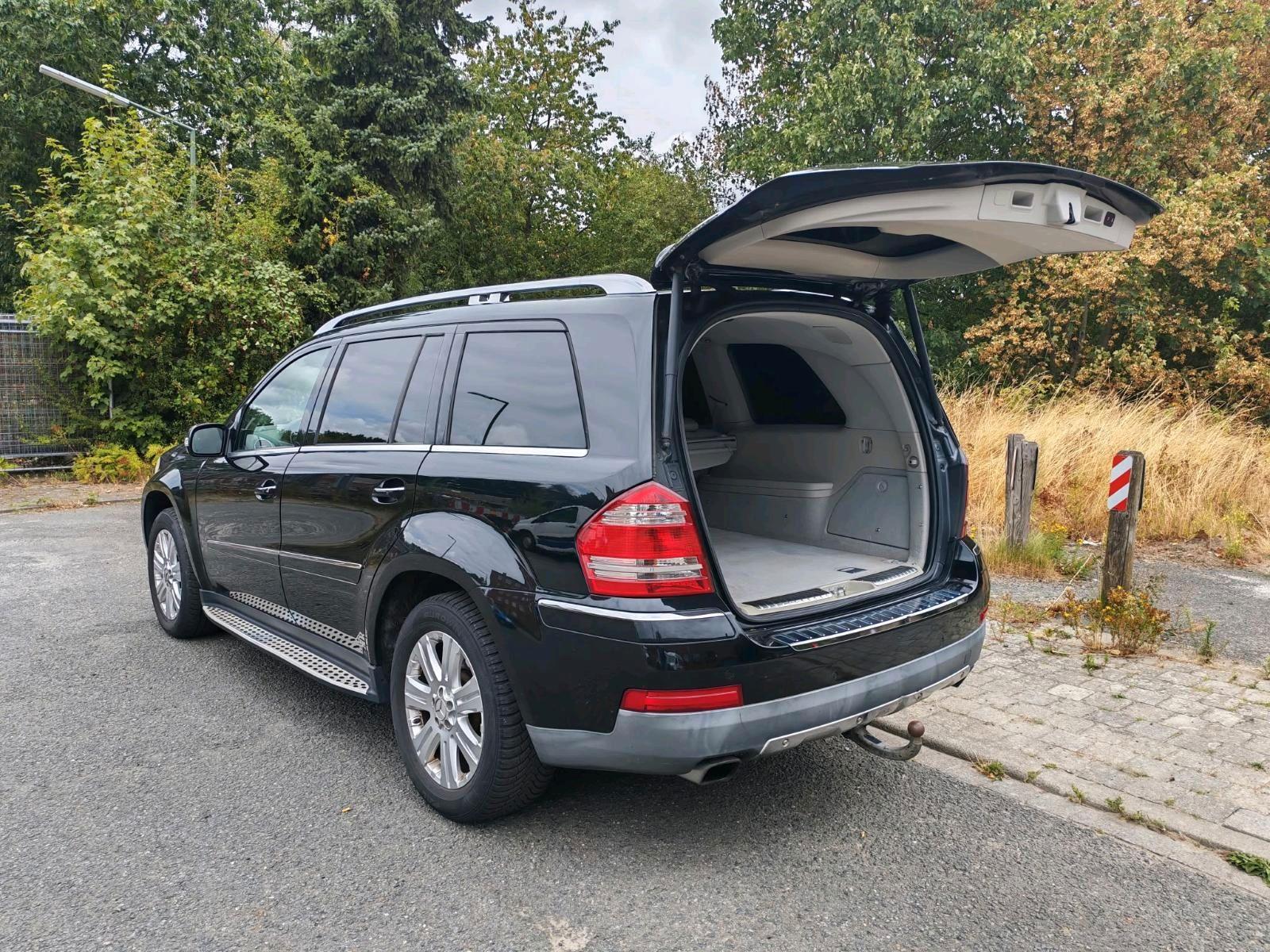Mercedes-Benz GL320 2008 — engine 224 HP (165kW)