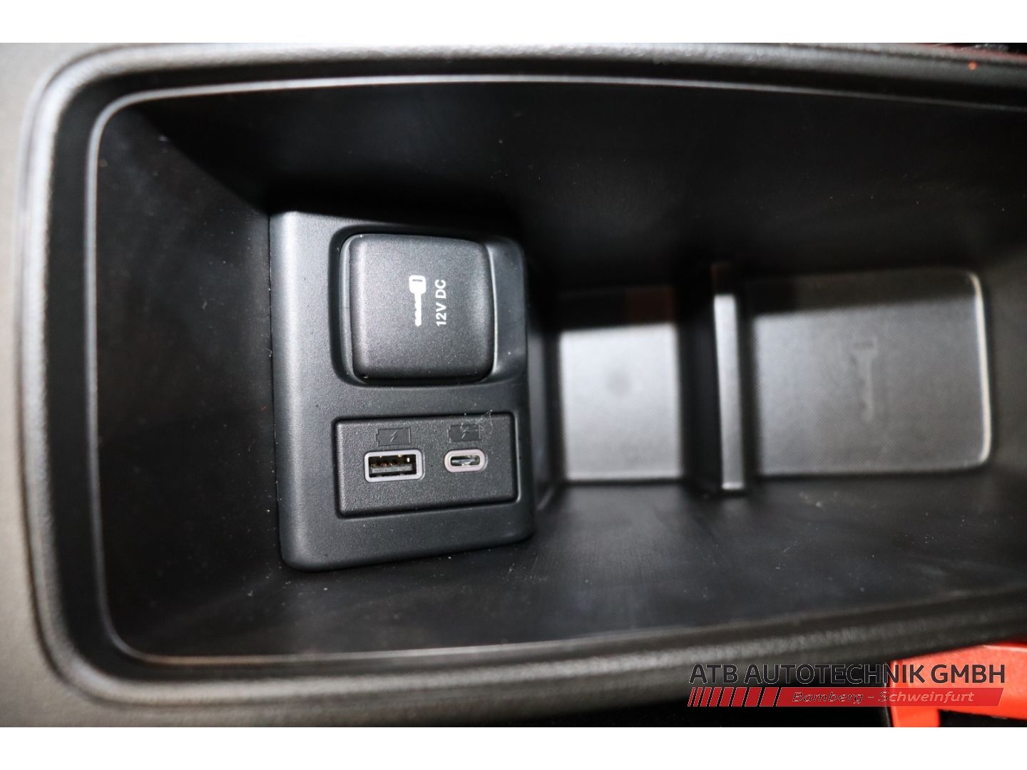 Fahrzeugabbildung Fiat 500 1.0l Hybrid ICON Apple CarPlay Klimaautom DA