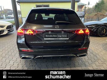 Mercedes E 300 - 5
