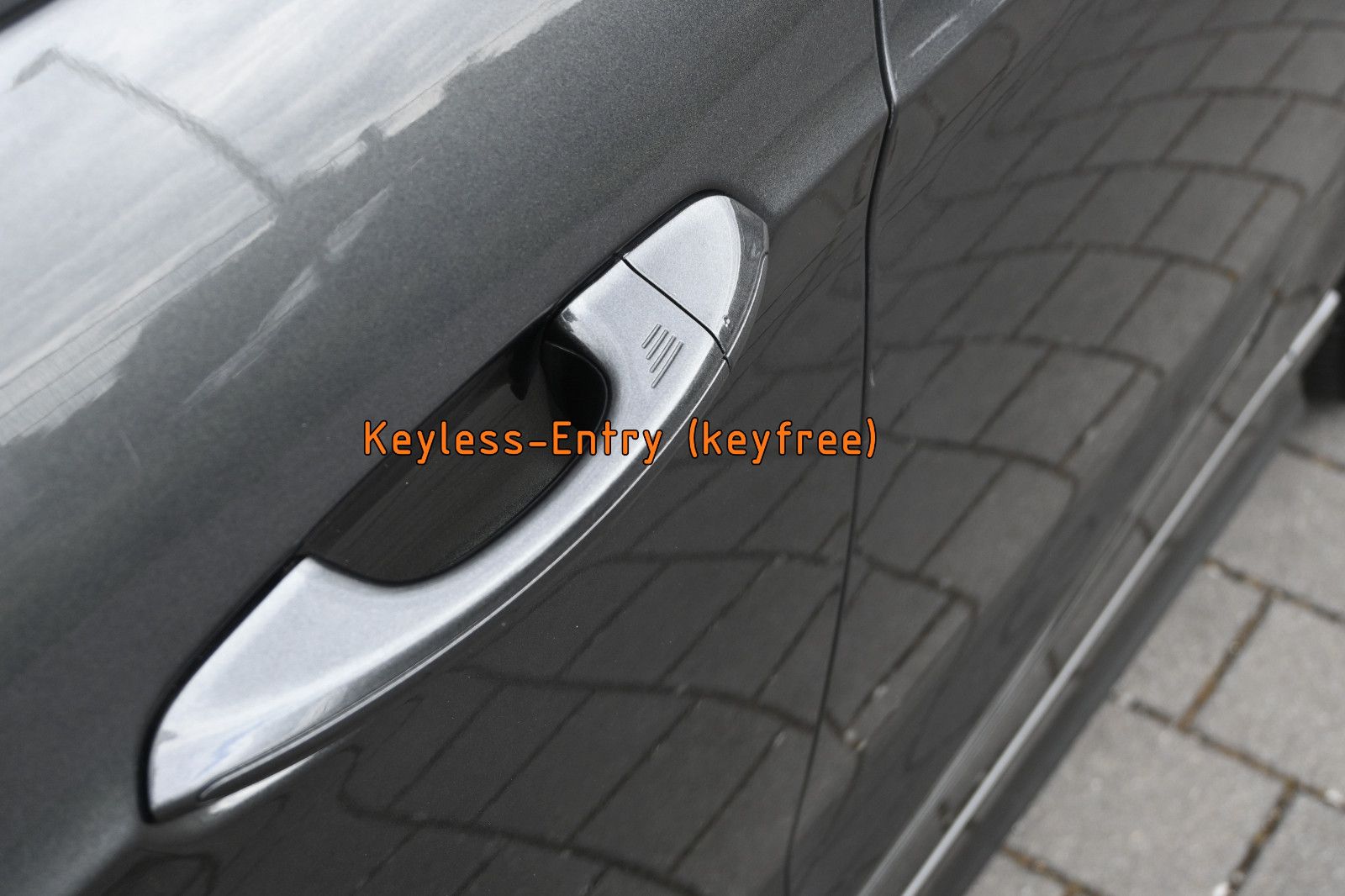 Fahrzeugabbildung Ford S-Max 2,0D EcoBlue ST-Line °ACC°AHK°STANDHEIZ°
