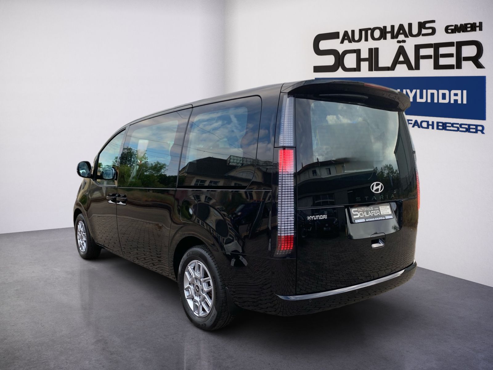 Fahrzeugabbildung Hyundai STARIA 1.6 T-GDI Hybrid Trend 9-Sitzer Navi Allw