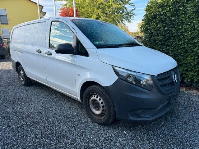 Image of Mercedes-Benz Vito