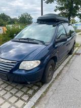 Chrysler Voyager im guten Zustand - gebrauchte Chrysler Voyager aus dem Jahr 2005