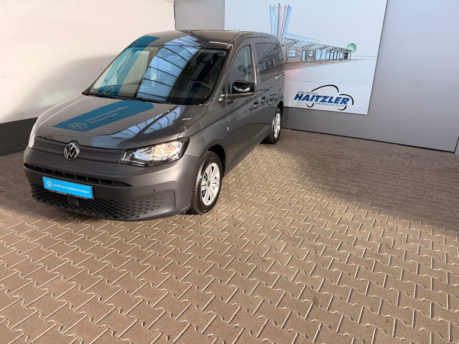 Fahrzeugabbildung Volkswagen Caddy Basis  1,5 TSI +Keyless+Kamera +Navigation