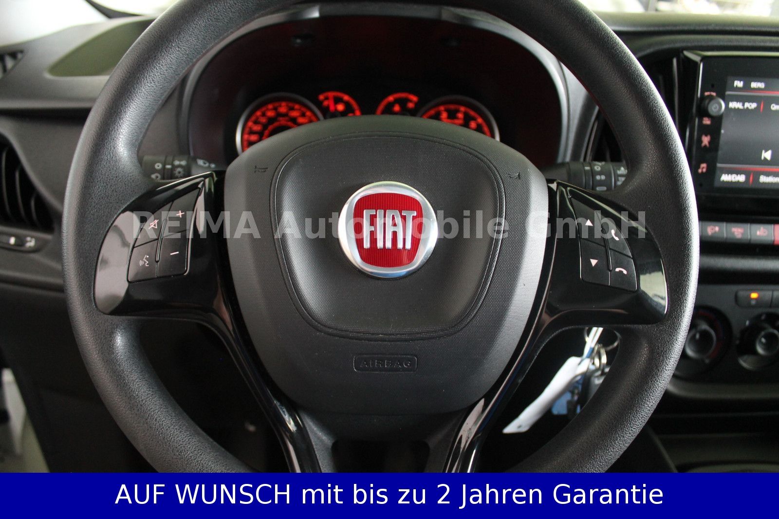 Fahrzeugabbildung Fiat Doblo Doblò SX 1,6 D  Kasten, Klima, Apple Car