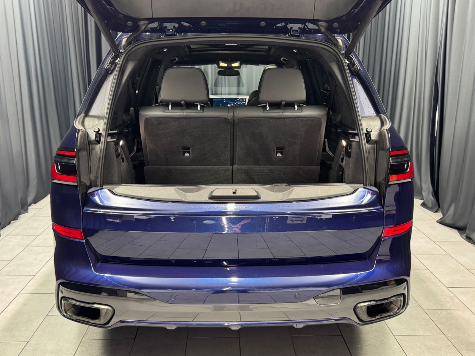 Fahrzeugabbildung BMW X7 xDrive 40 d M SPORT PRO|SKY-LOUNGE|MASSAGE|