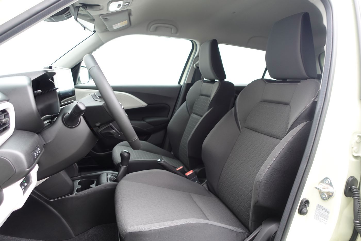 Fahrzeugabbildung Suzuki Swift 1.2 Comofrt AHK,LED,Navi,ACC,Kam.,KeyLess