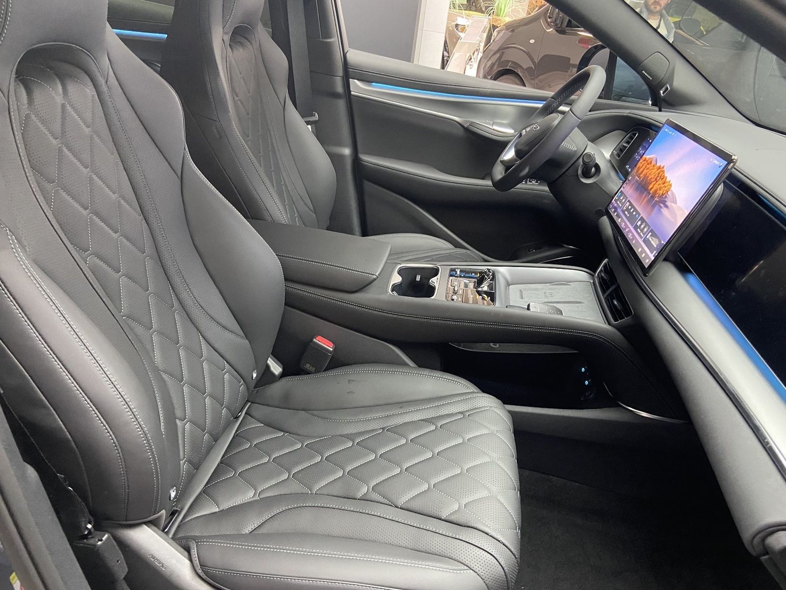 BYD SEALION 7
