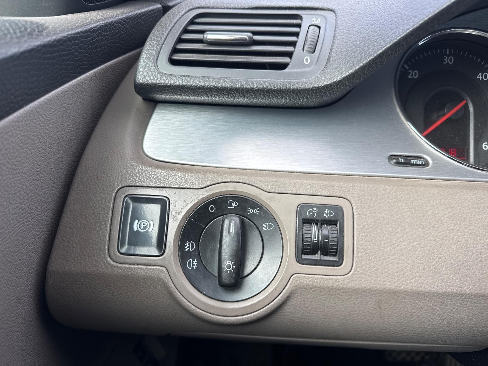 Volkswagen Passat 2007 — photo 16
