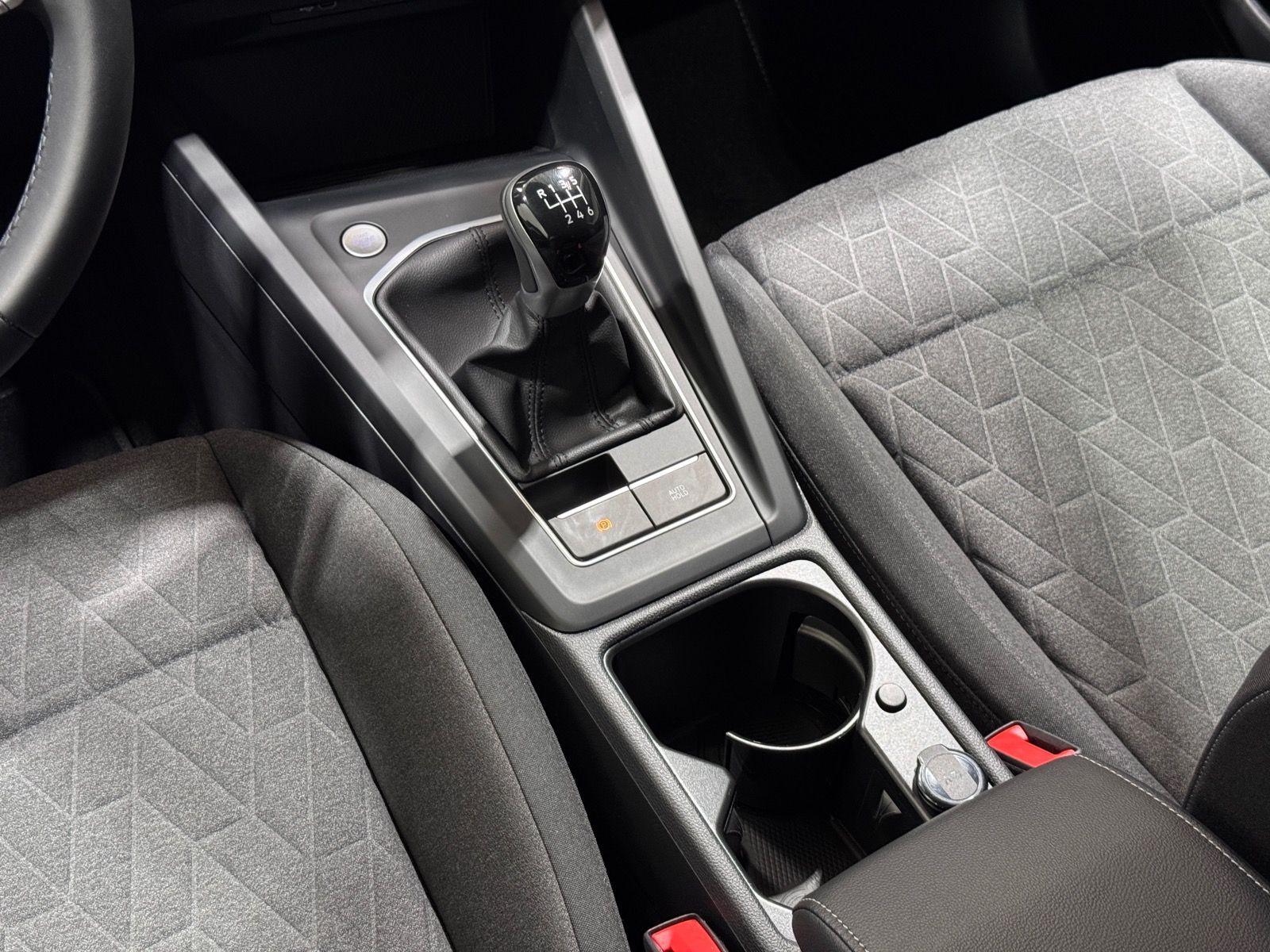 Volkswagen Golf Variant Life 1.5 TSI | AHK LED NAVI RÜKA