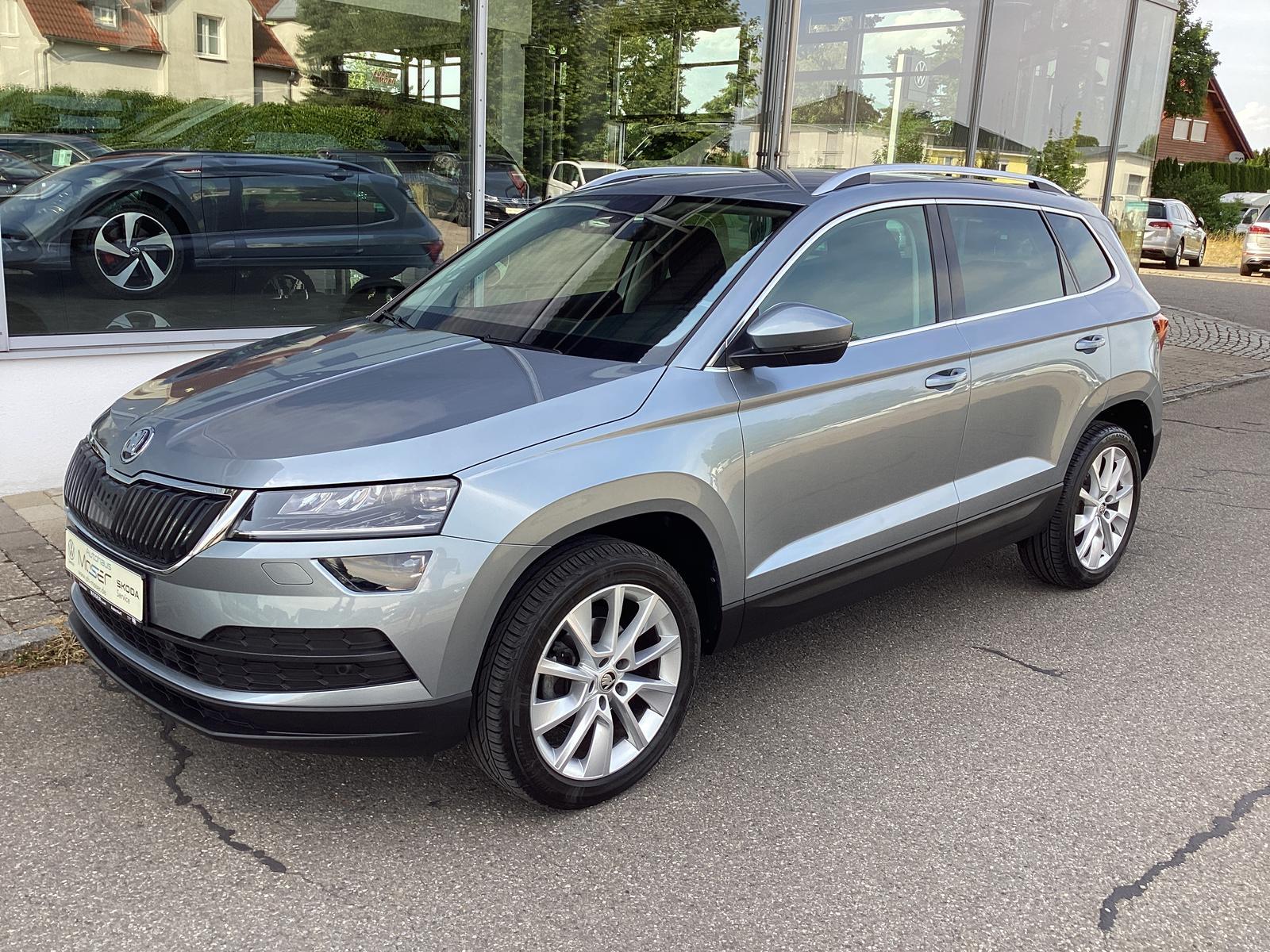 Skoda Karoq 1.5 TSI DSG Style/LED/Kamera/ACC/Navi/AHK