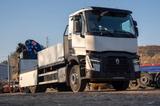 Renault C 440 6x2 PM crane