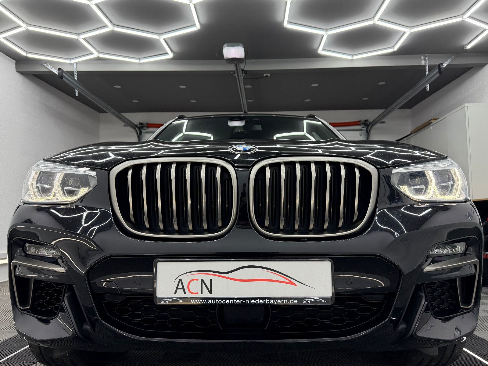 Fahrzeugabbildung BMW X3 M40 d Aut./M-SITZE/STHZ/LED/HuD/ACC/H&K