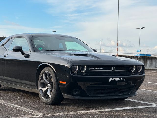 Dodge Challenger  Leder Navi Kamer 3.6 LPG AUTOGAS