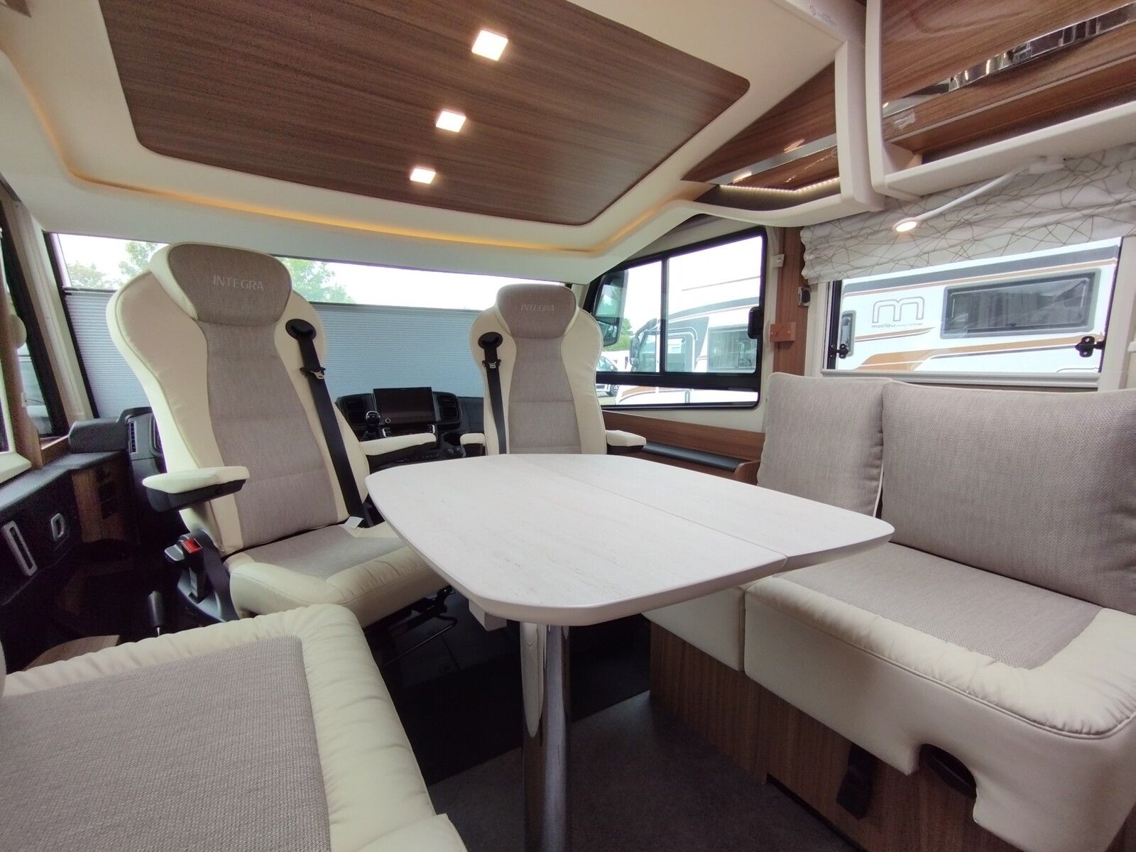 Fahrzeugabbildung Eura Mobil Integra I 760 QF SAT,Solar,Klimaanlage,TV,RK