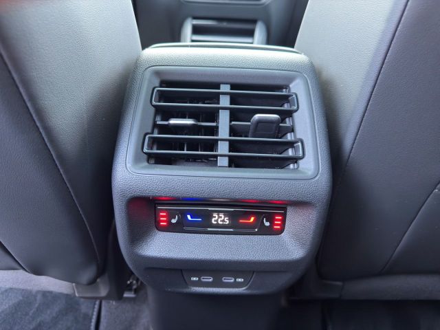 Tayron R-Line 2.0 TDI*4Motion*VOLLAUSSTATTUNG*