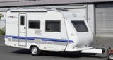 Hobby De Luxe 400 SF mit Mover und Vorzelt - Hobby De luxe 400 sf