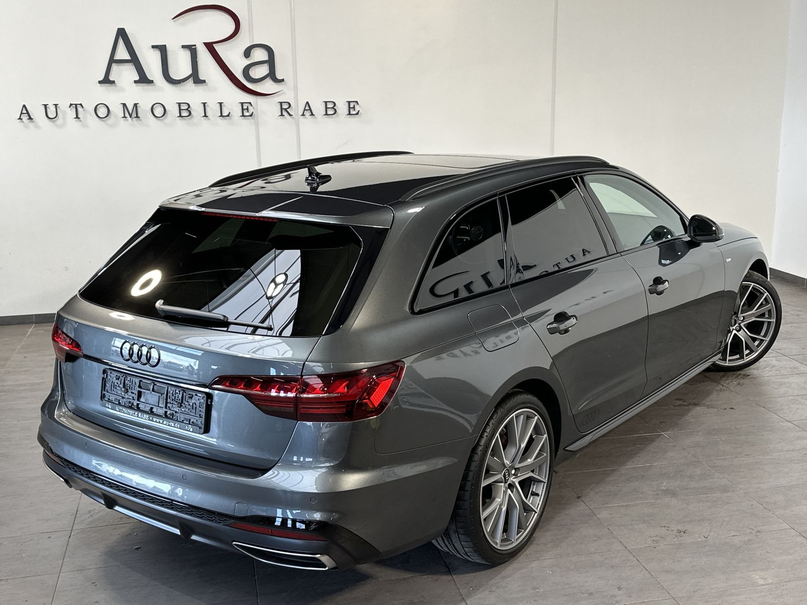 Fahrzeugabbildung Audi A4 Avant 40 TDI S-Line NAV+LED+PANO+DSP+19ZO+PP