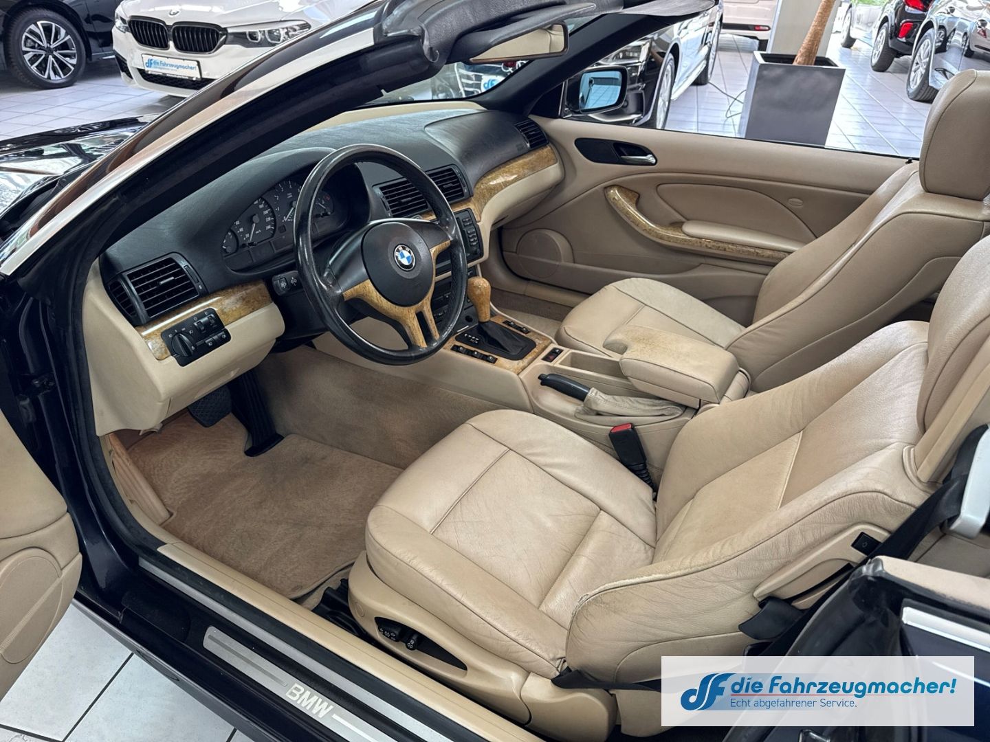 Fahrzeugabbildung BMW 320 Ci Cabrio El. Verdeck Hardtop Navi Leder Kli