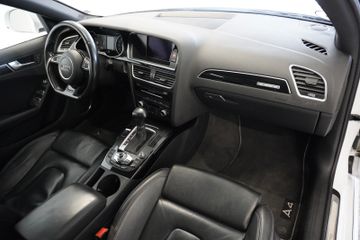 Audi A4 Allroad - 12