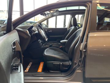 Nissan Qashqai+2 4x4 *7SITZE*PANO*360 KAMERA*XENON*