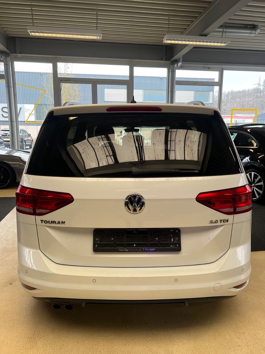 Fahrzeugabbildung Volkswagen Touran 2.0 TDI Comfortline *PERLMUTTWEIß*NAVI*