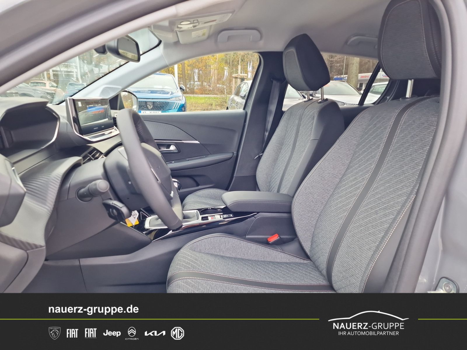 Fahrzeugabbildung Peugeot 208 Allure PureTech 100
