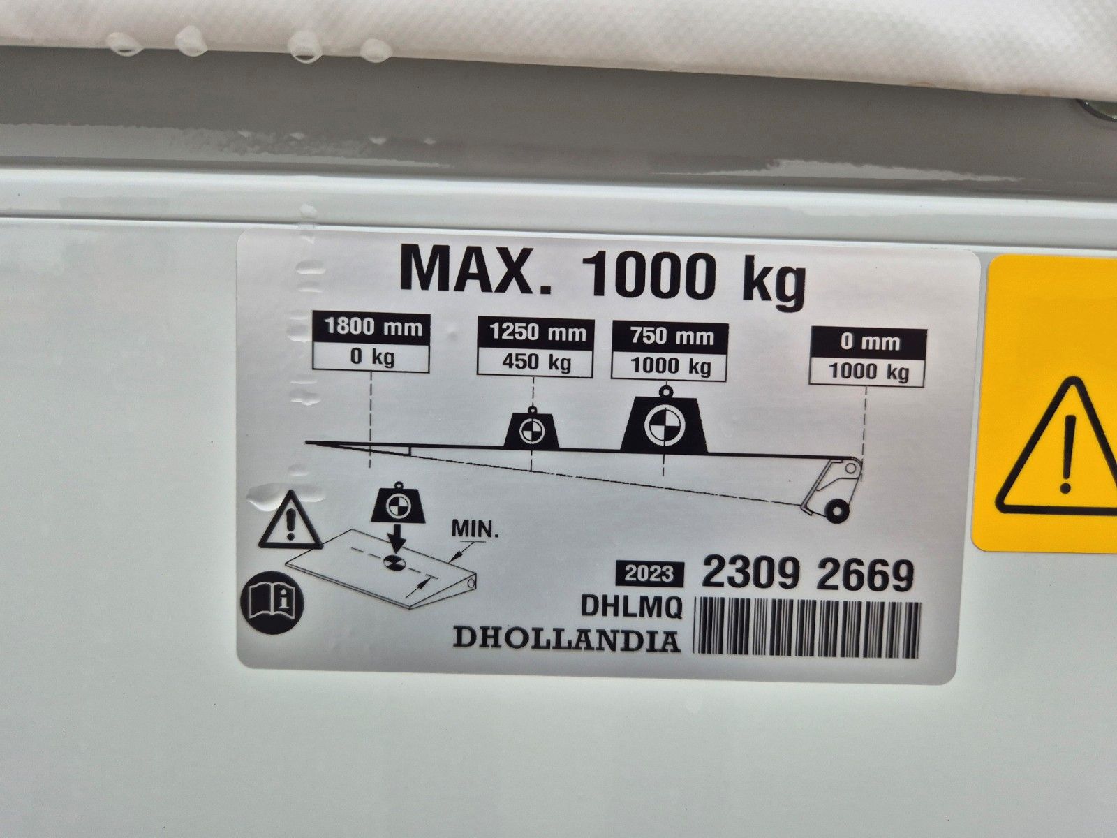 Fahrzeugabbildung Iveco Eurocargo ML75E19/P LBW  Spoiler Klima 3 Sitze