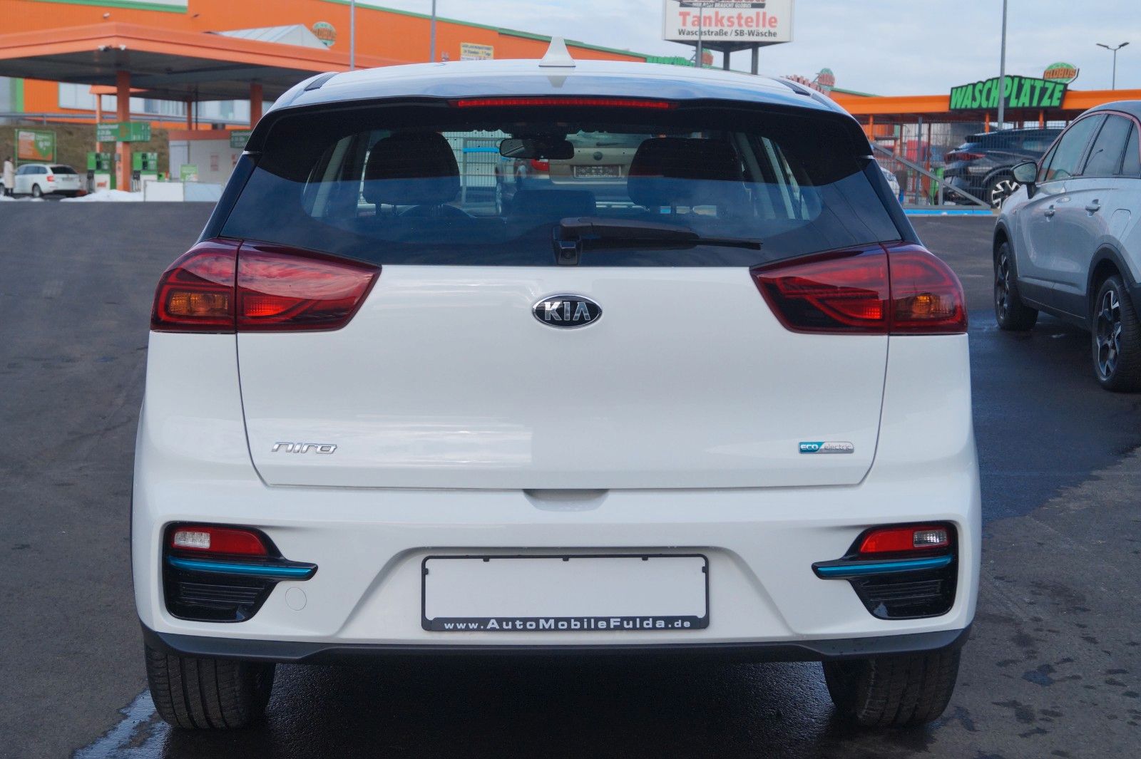 Fahrzeugabbildung Kia Niro 64kwH/150kw/SOH 97%/Wä.Pumpe