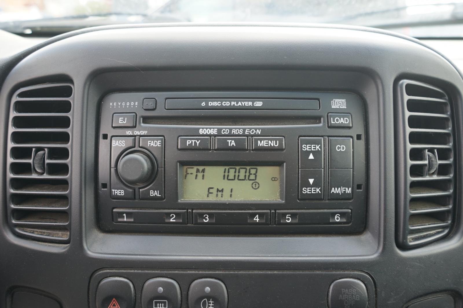 Ford Maverick 2005 — photo 21