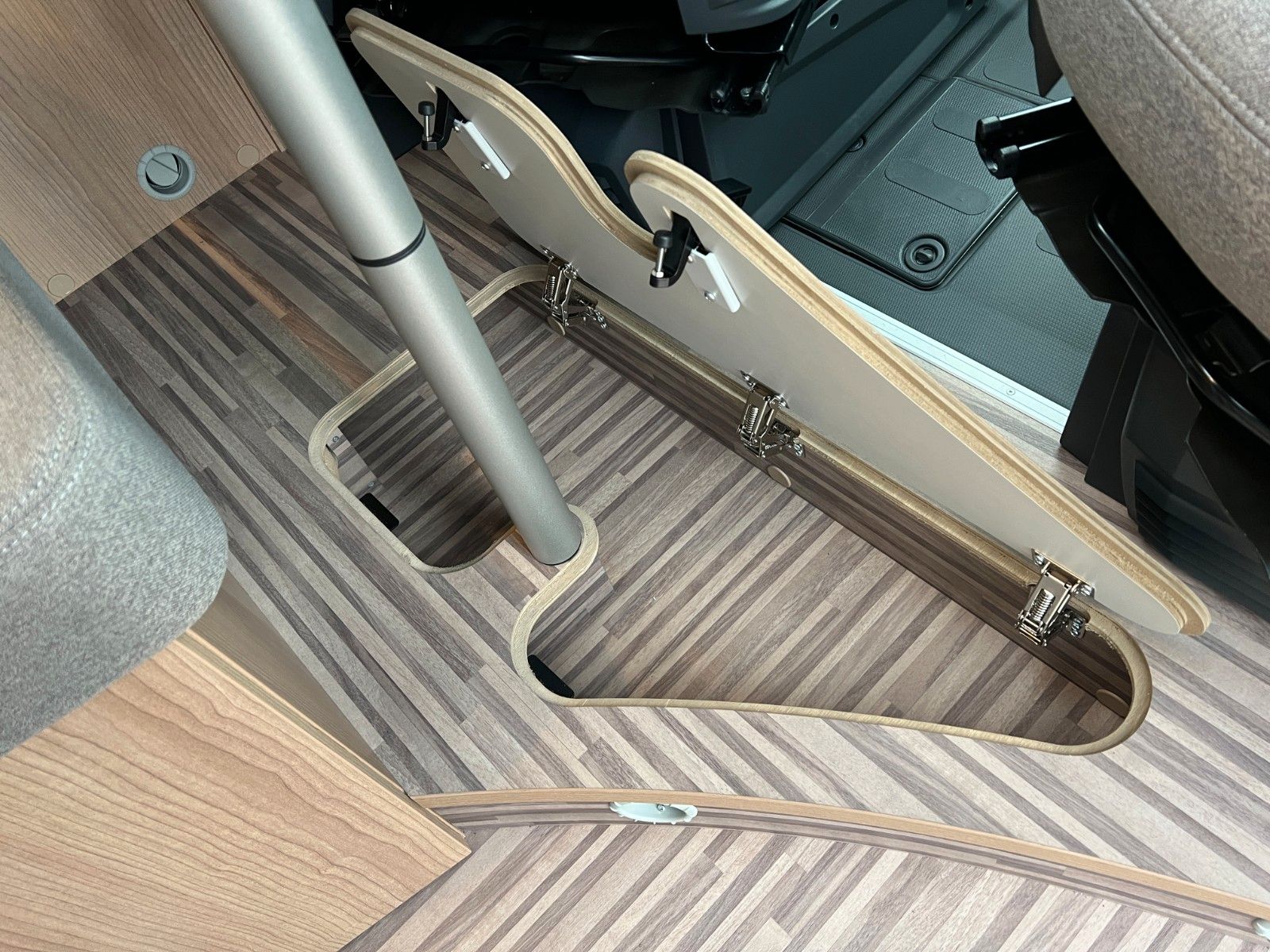 Fahrzeugabbildung Malibu Malibu Van compact 600 LE