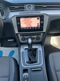 Volkswagen Passat Variant - 10
