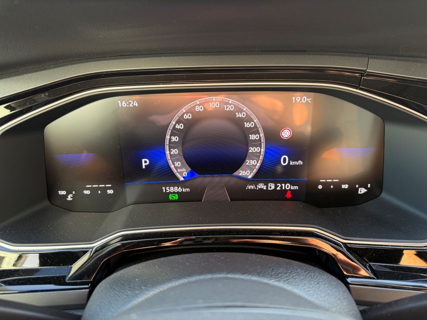 VW Polo VI 1.0 TSI EU6e R-Line RFK SHZ Carplay Alu - Image 20