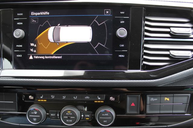 Volkswagen T6.1 Multivan Generation SIX DSG AHK ACC Standhz