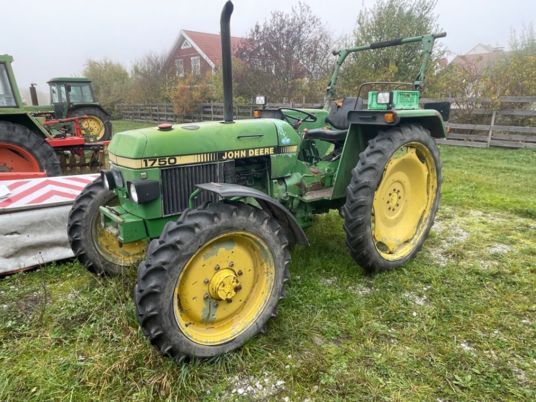 John Deere 1750 A 