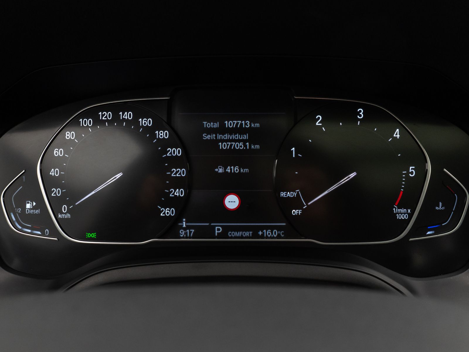 Fahrzeugabbildung BMW 320d Panorama DAB HiFi Lenkrhzg PDC AHK Alarm